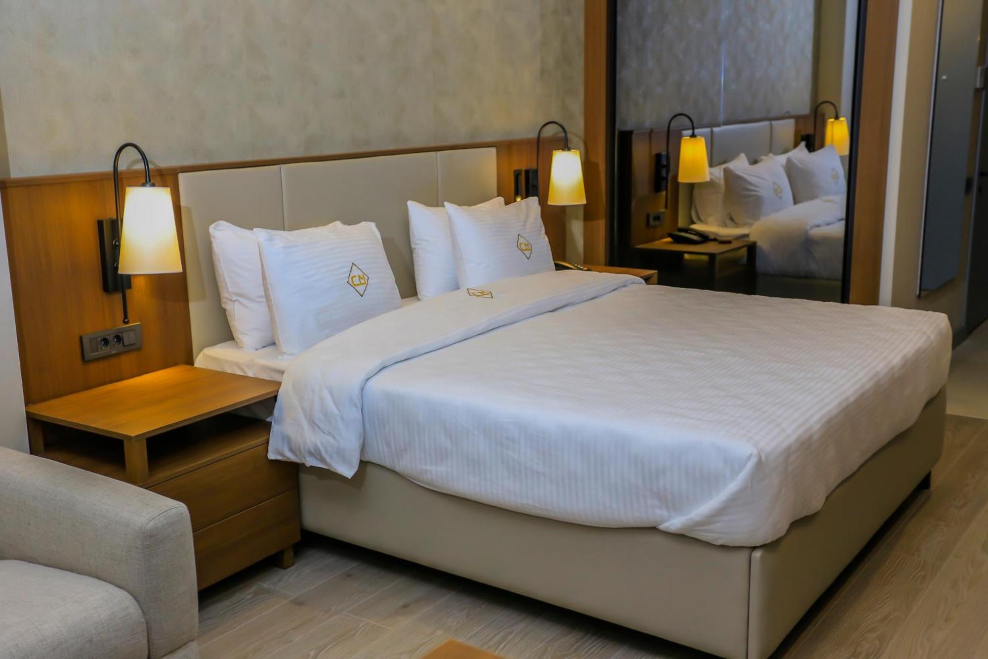 Citymax Hotel Baky Esterno foto